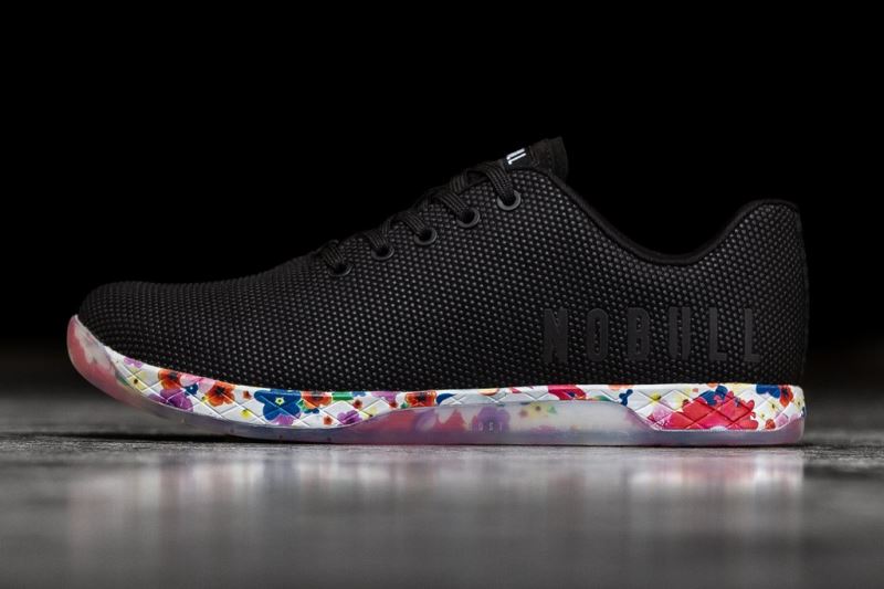 Black Women's Nobull Daisy Trainers | AESYNP-513