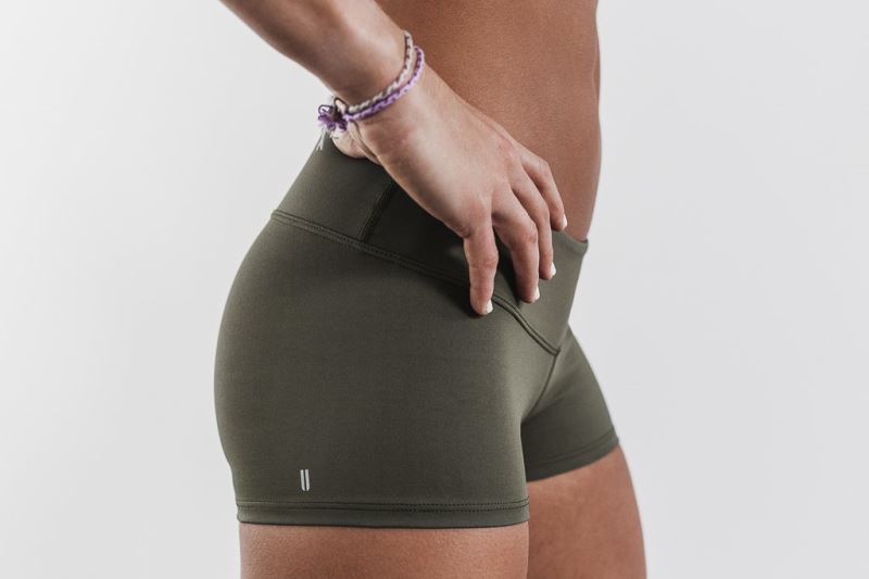 Green Women's Nobull 2" Shorts | DUKEGN-135