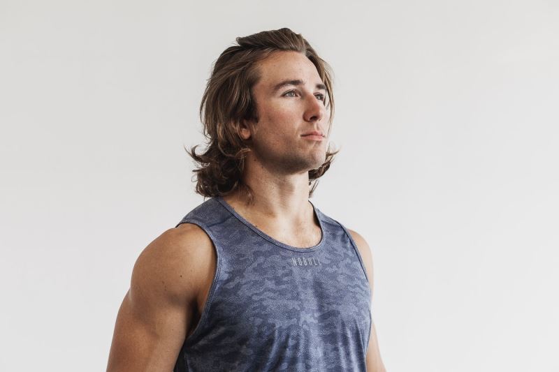 Navy Men's Nobull Lightweight Textured Camo Tanks | DCORMY-896