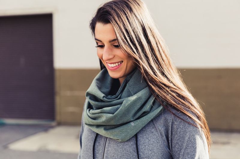 Olive Men's Nobull To & From Infinity Scarves | TLZVBK-396