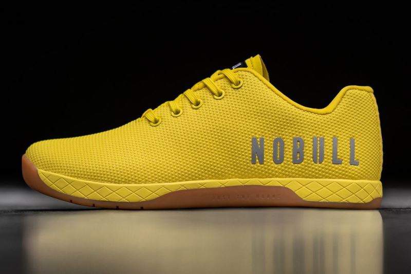 Yellow Men's Nobull Rubber Ducky Trainers | ORXVMD-802